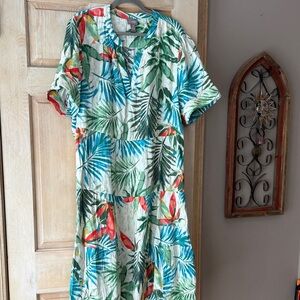 Chico's Vibrant Tropical Leaf Print Dress Size 4 See Measurements